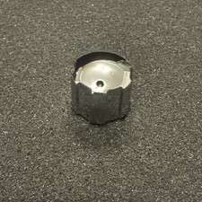 LINE 6 Guitar Amplifier Knob D