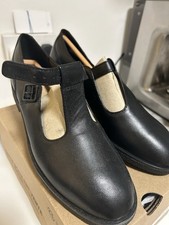 Clarks Ladies Black Shoes