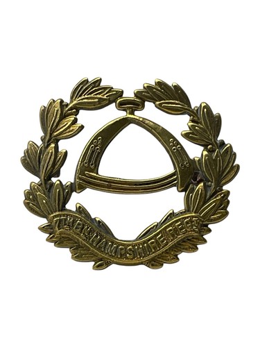 Military cap badge 7th - military,