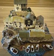 Dunberry Mint A Hand Painted