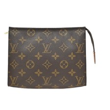 LOUIS VUITTON Poche Toilette