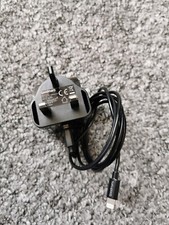 Goodmans IPhone charger and adaptor in black