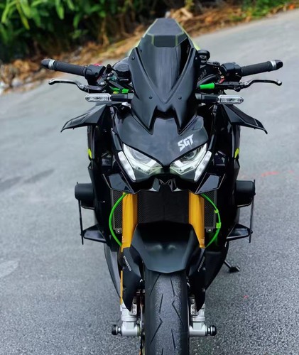 Motorcycle front spoiler - front,