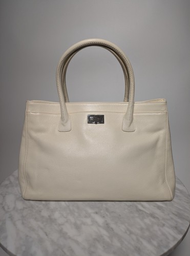 Vintage chanel executive - chanel, tote