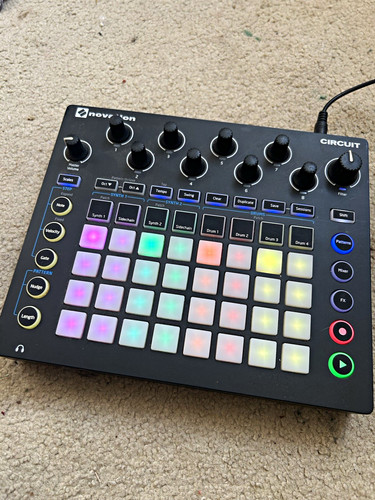 Novation circuit groovebox - novation,