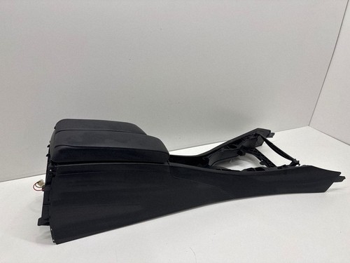 Bmw e90 e91 - bmw, armrest