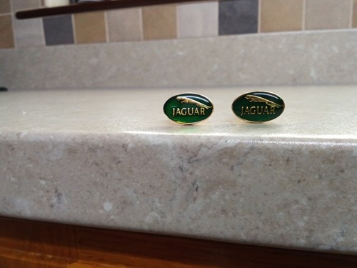 Jaguar car emblem gold plated - jaguar,