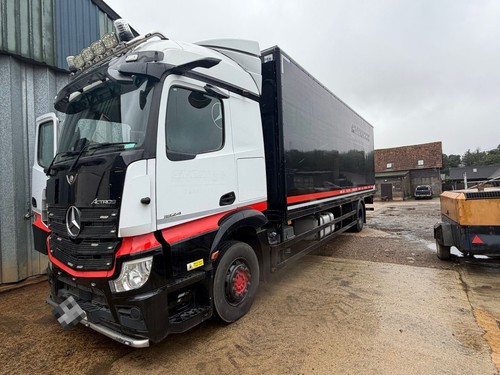 Mercedes benz actros 18t - benz,