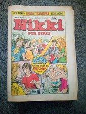 4 x Nikki Comics