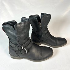 UGG Simmens Leather Waterproof