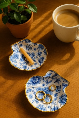 Delft design scallop shells