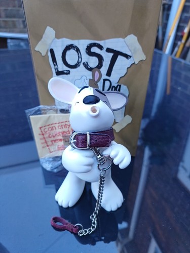 Lost dog collectables figurine - lost,