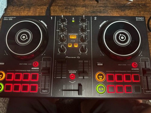 Pioneer ddj 200 deck - pioneer, 2-deck
