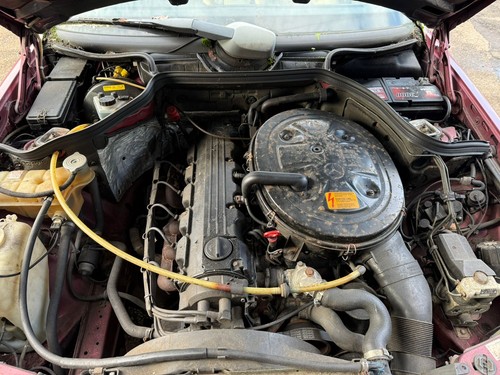 Mercedes w124 260e engine - engine,