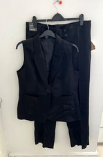 BNWT Ladies Black Twin Set