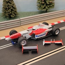 Scalextric 1:32 Car - C2456 F1 Formula One - Toyota TF102 #25 #Q