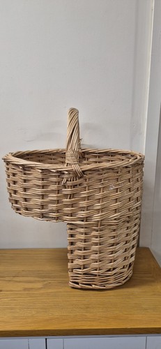 Stair basket wicker - stair,