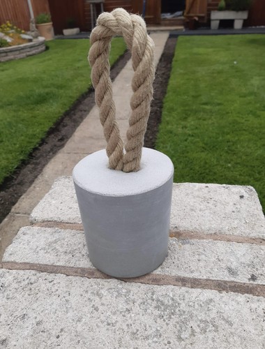 Concrete doorstop rope - doorstop,