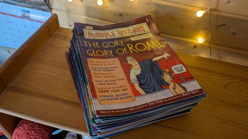 Horrible histories magazine - horrible,