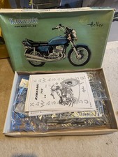 1/8 Heller 977 maquette moto