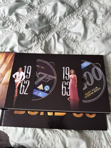 Mgm bond james 007 - mgm,