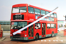 METROLINE MCW METROBUS M140 - BYX140V