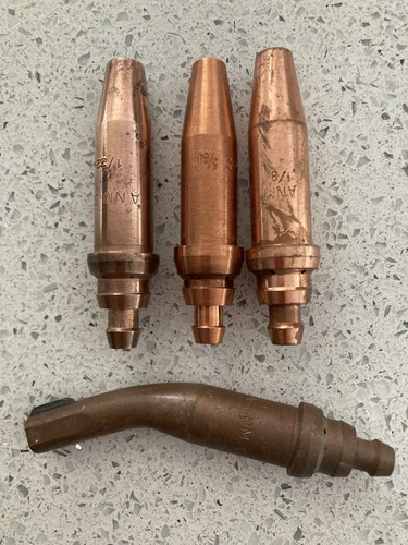 Oxy acetylene burning cutting - burning,