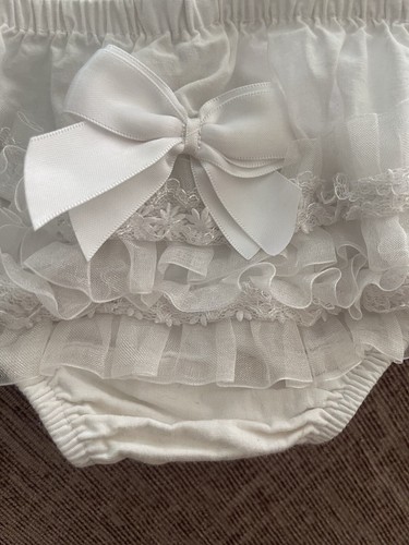 Frilly knickers baby - knickers,