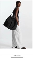 COS Authentic Oversize Black