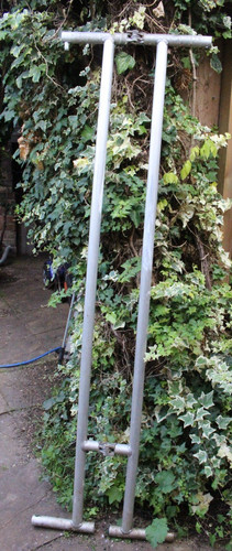 Folding hinged scaffold