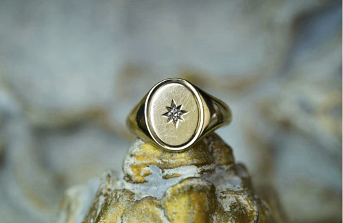 Vintage 9ct yellow gold - gold, oval