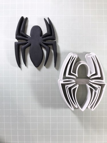 Spider fondant pastry cookie - pastry,