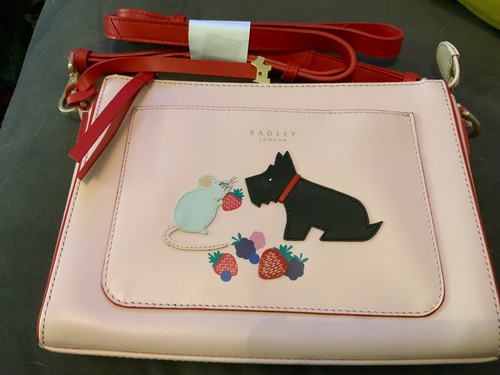 Radley let them - them, cake'