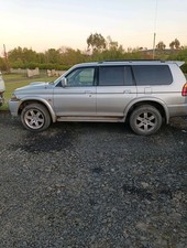 Mitsubishi Shogun Sport 1 x wheel nut breaking parts 1998 - 2005 silver black