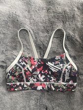 LULULEMON RISE AND RUN BRA
