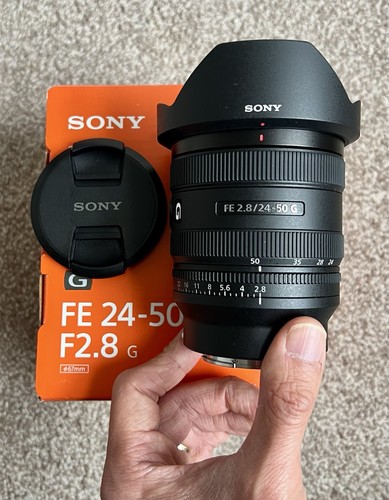 Mint boxed sony 50mm - mint,