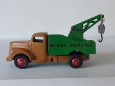 DINKY TOYS COMMER TOW