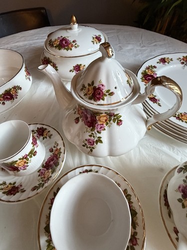 Vintage royal albert old - vintage,