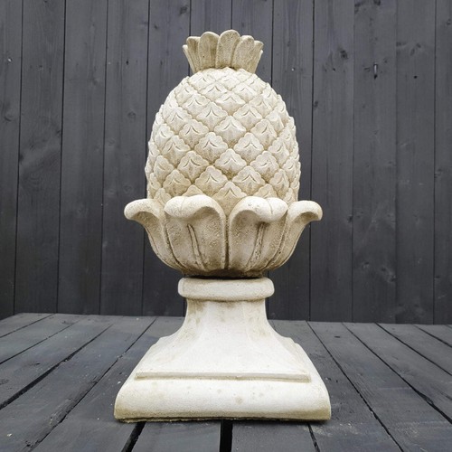 Pineapple design gatepost - pineapple,