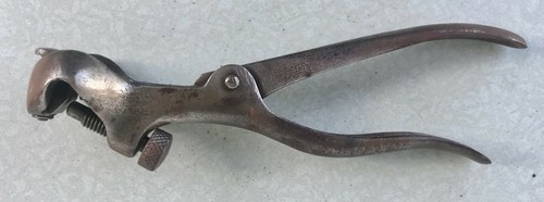 Vintage morrills hand - tool, saw