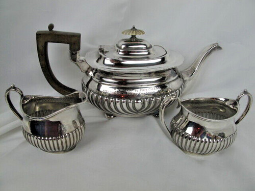Vintage silver plate teapot - silver,