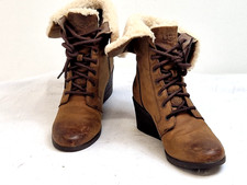 UGG Australia Zea Waterproof