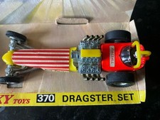 Dinky Toys  370  Dragster  Set