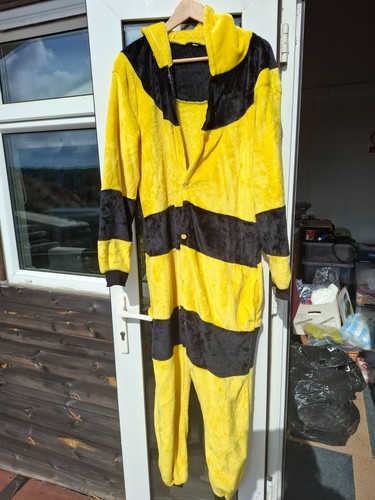 Bumble bee full body - bumble,