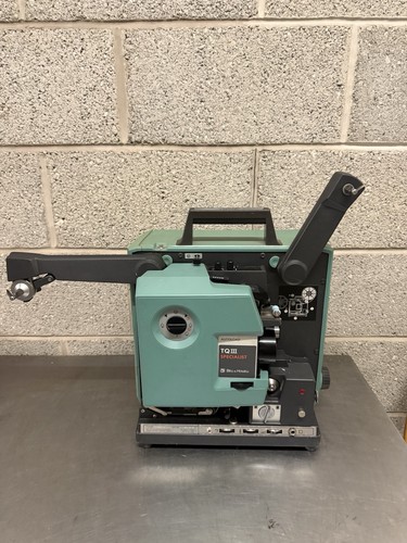 Bell howell 16mm projector - howell,