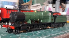 Hornby R2915 GWR 28XX No.2818 NRM Special Edition
