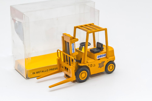 Fiat forklift dim old - forklift, 30