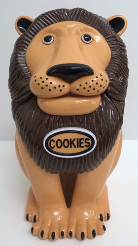 Vintage roaring talking lion - vintage,