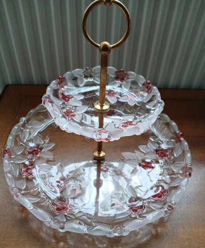 Pretty tier floral glass - pretty,