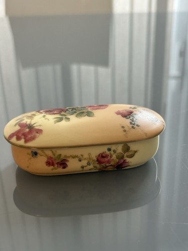 Beautiful royal worcester - beautiful,